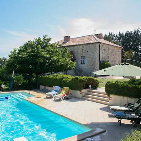Gites De Saint Maurin Exterior photo